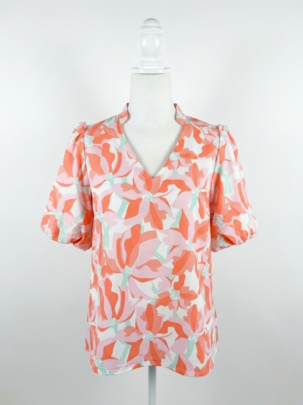 NEW MARY SQUARE kenzie botanical bliss top in white